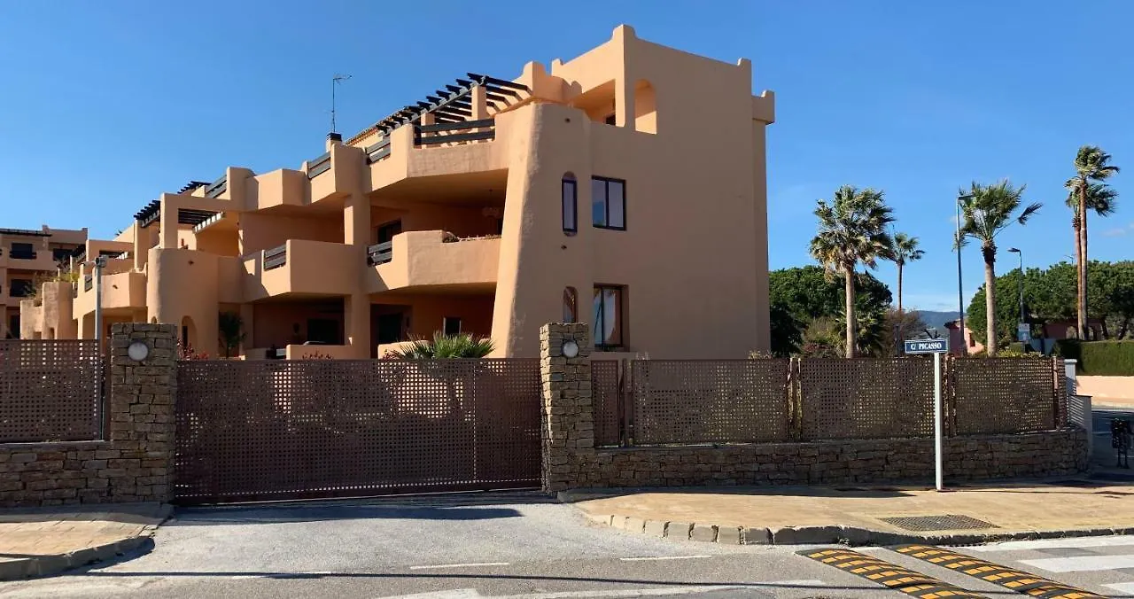 Casares Beach Golf Apartment With Private Garden Direct Pool Access 0*,